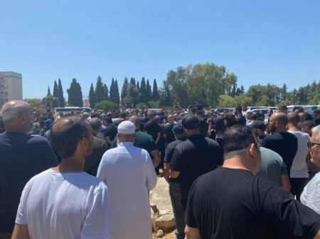 تشييع جثماني الشهيدين خليل عوض وابنته نادين من قرية دهمش